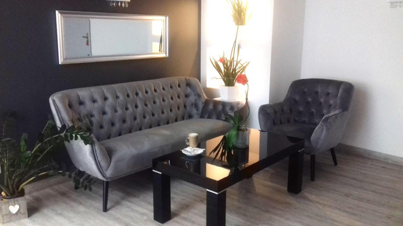 Karat Acomodação com café da manhã Varsóvia Exterior foto